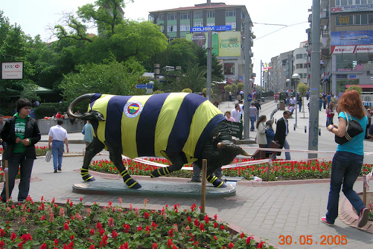 Kadıköy Boğa Heykeli